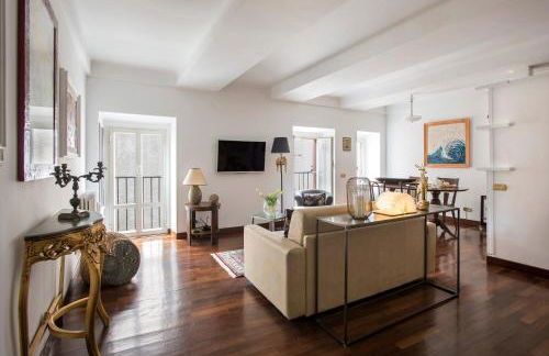 The Pantheon view in the heart of Rome - Photo 12