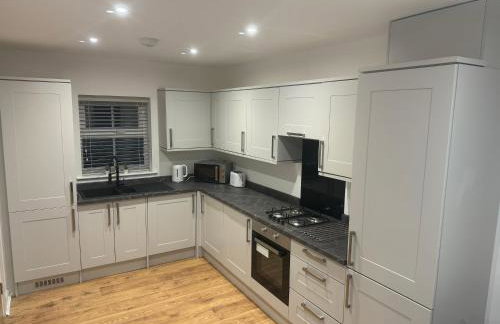 Newly constructed 3 bed town house next to the canal with Private Car Park - Foto 7