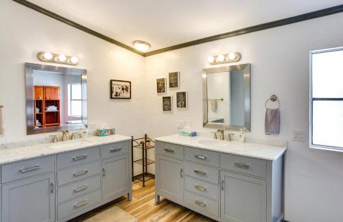 Hot Tub and Dock Lakefront Mabank Home - Foto 17