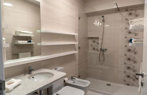 Sunrise - Casa Sao Joao - 4 Star Tourist Apartments - Photo 27