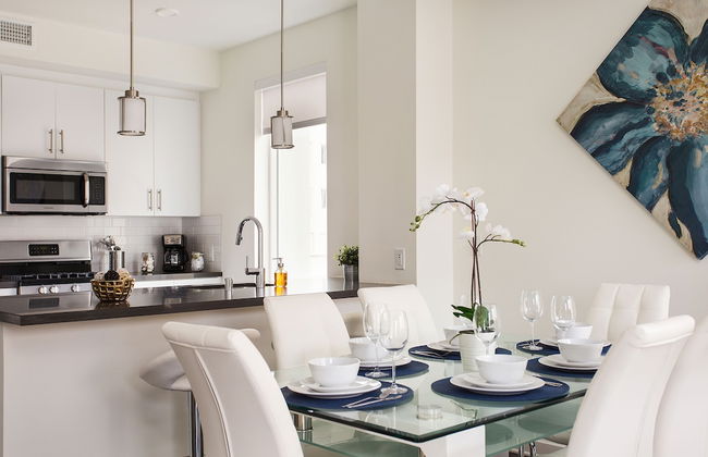 Luxurious 2BD & Den Hollywood Apartment - Foto 16