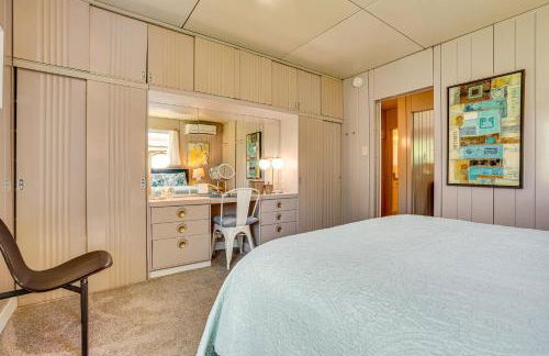 Lustron of the Lakes Retro MCM Gem in Tangletown - Photo 12