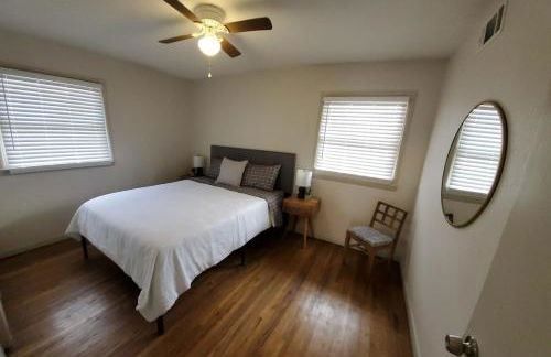 South Side Chic 3Br 1Ba 10mn to McConnell Spirit - Photo 9