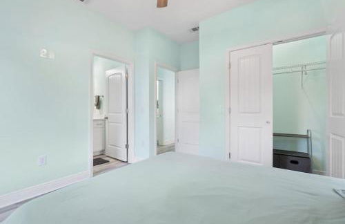 Walk to downtown seafood market Bay views - Foto 18