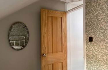 Charming Townhouse Retreat - Foto 8