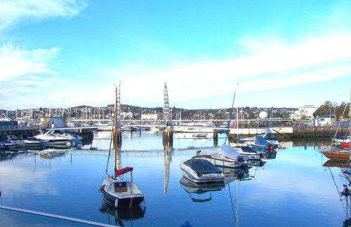 2B Redcliffe - NEW Spacious 2 Bed Family Apartment - Foto 33