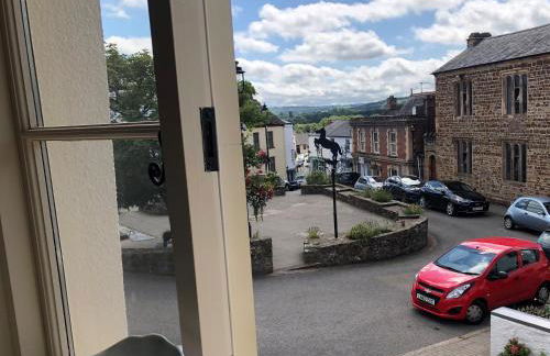 Church View - c. 1750 cosy character cob cottage. - Foto 16