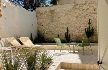 La Maison du Puisatier • Centre historique • Piscine chauffée •Jardin - Foto 3
