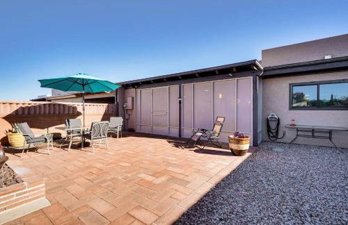 Tranquil Green Valley Home with Screened Porch - Foto 18