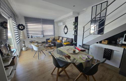 Superbe appartement avec solarium et piscine communautaire - Photo 6