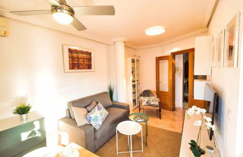 Ático Azalea - Corazón del Carmen, doble balcon, wifi - Foto 16