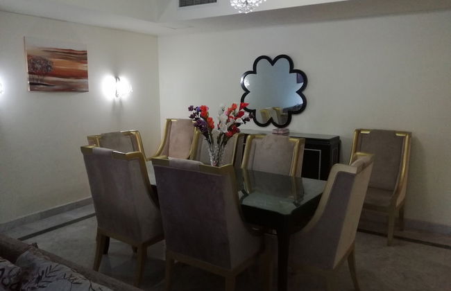 San Stefano Grand Plaza - Photo 13