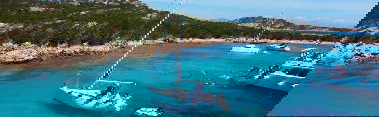 Veleiro por La Maddalena, Spargi, Budelli e Santa Maria