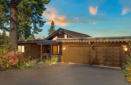 Luxury Lakeview Retreat - Hot Tub, SUP, Sauna & More! - Foto 8