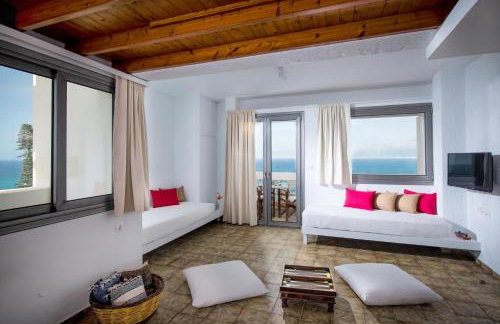Almyra Seaside Villa with Private Pool - Sleeps 9 - Photo 18