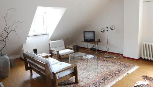 modern comfort inn - Photo 2