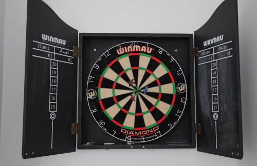 3 BR- King size bed, Netflix, Garden FREE Parking - Foto 17