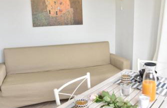 KyMa Studios and Suites - Photo 7