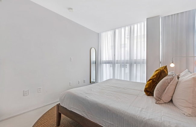 Roami at 250 Collins - Foto 19