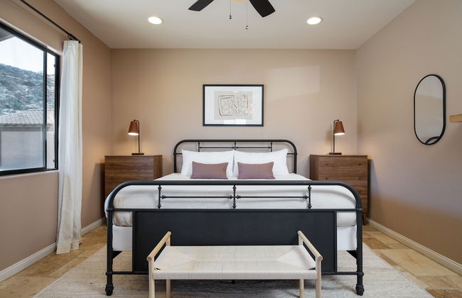 Desert Stone by Avantstay Contemporary Desert Oasis With Pool & Hot Tub - Photo 6