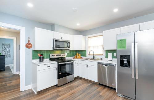 The Lucky Horseshoe 4BR Derby Side Retreat - Foto 11