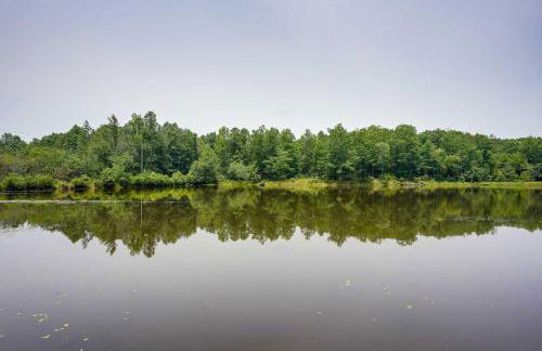 Cozy Georgia Abode with Deck, Fire Pit and Lake Access - Foto 23