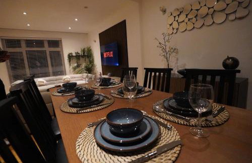 Premium 3BR House - Loughton - by Rent Squared LTD - Foto 10