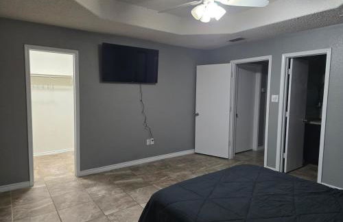 Home close to spacex, starbase and airport - Foto 4