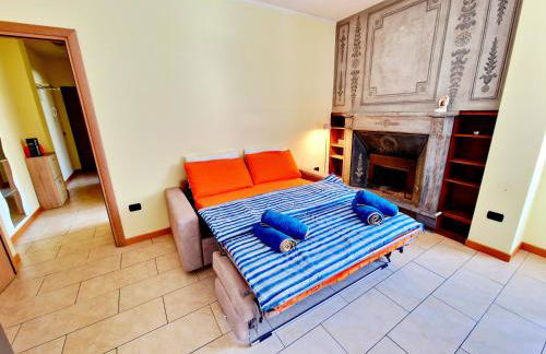 ZERO DISTANCE - Bernina Train Station - Foto 2