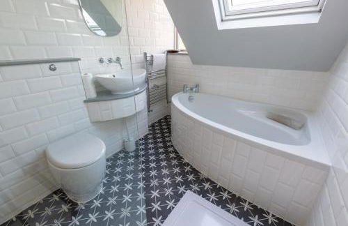 Modernised seven bedroom country house and garden with hot tub - Foto 41