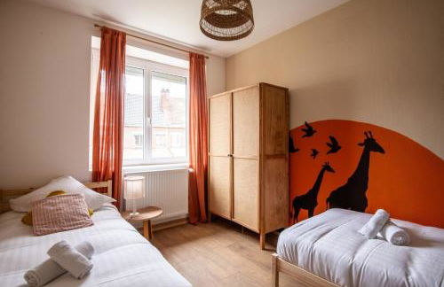 Family Home in Lille, Garden and Parking - 6/8p - Foto 4