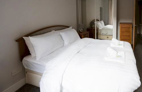 Superb 1Bed Flat in Fabulous West End - Pass the Keys - Foto 2