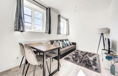 2 bedroom apartment with large rooms and Wi-Fi - Photo 12