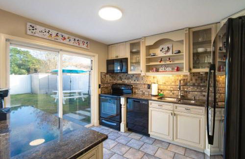 Family Home with Pool, Game Room, and Grill Near Disney - Foto 30