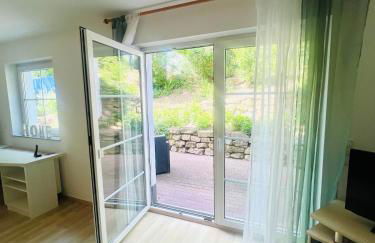 Moderne & gemütliche Ferienwohnung mit Terasse in Nieder-Olm - Foto 14