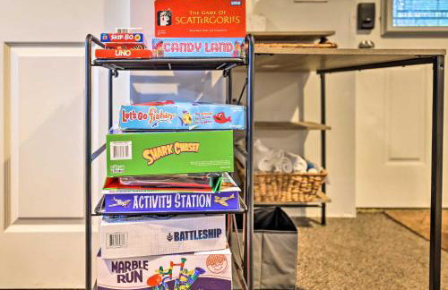 Walk to Lake Game Room Getaway in Pocono Summit! - Foto 10