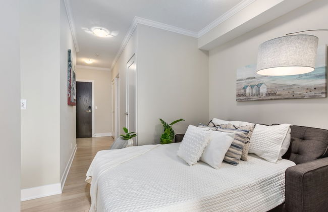 QuickStay - Modern 2-Bedroom Condo, Panoramic City Views - Foto 6