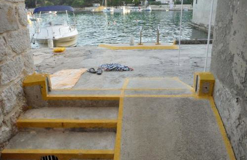 Sea View Apartment in Prvić Luka, 46m², Terrace - Foto 28