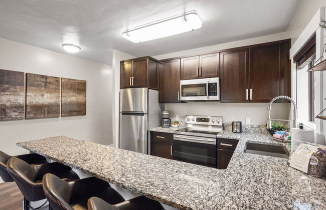 The Yellowstone Hideaway Unit B - Photo 14