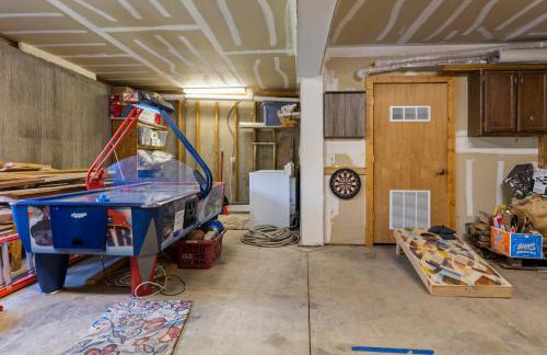 Secluded Mtn home by Purg, Hot Tub, Views! Pets ok - Foto 48