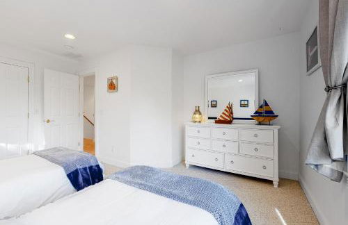 Modern Beach & Town Getaway - Foto 19