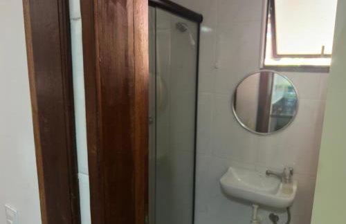 Flat Guarajuba 4 quartos térreo à Beira Mar - pé na areia - governança com arrumadeira e Wi Fi inclusos - Foto 36