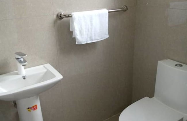 2 Bedrooms House in Heart of Kalundu - Foto 11