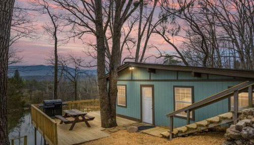 Lazy Lake 3BR Cabin w/ Mtn Views + Hot Tub +Wi-Fi - Foto 2