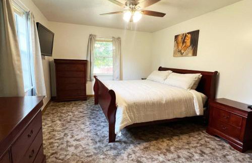 Horse Hideaway Fenced in back yard Dogs Welcome - Foto 11