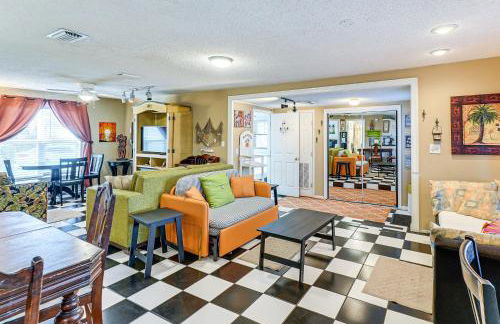 Cozy PCB Cottage about 1 Block to Beach! - Photo 9