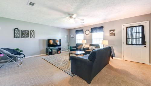 2 Mi to Douglas Lake, Boat Ramp White Pine Home! - Foto 3