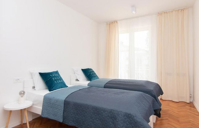 The Rose Garden Apartments - Photo 10