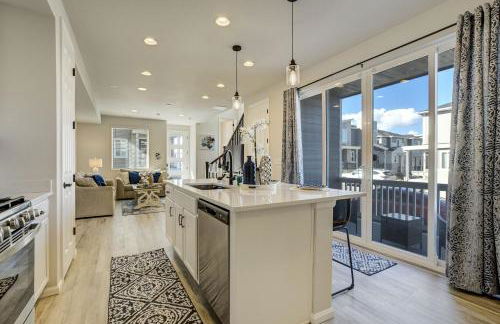 New Briargate Townhome - Mtn Views - Garage - Foto 16