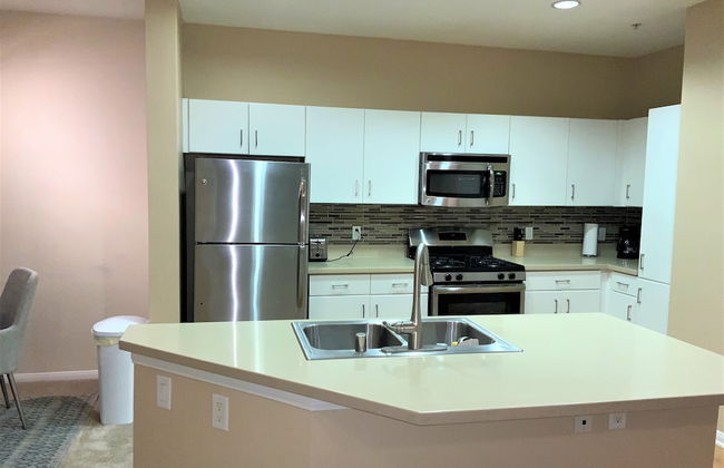 Platinum Triangle Apartments - Foto 9